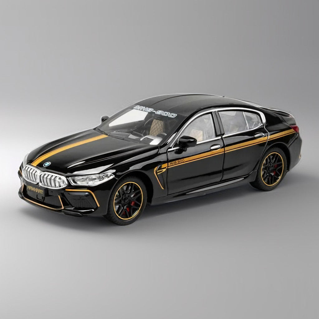 BMW M8